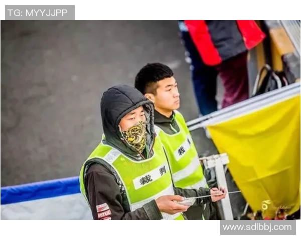 科隆对杜伊斯精彩直播全程回顾及赛后分析